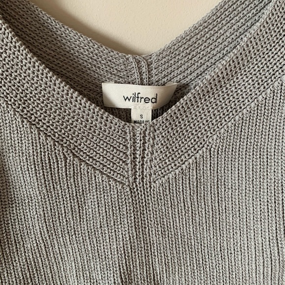 Aritzia/Wilfred Mony Knit  crop top - Picture 6 of 7